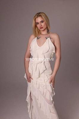 проститутка Алиса фото 8