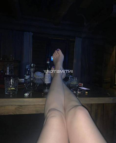 массажистка Мира