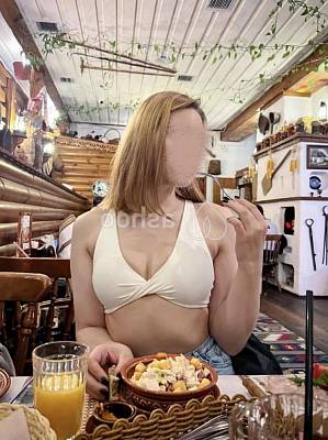 проститутка Лерчикпедагог без трусиков фото 4