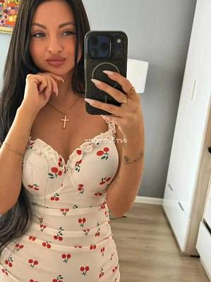 проститутка ДюймовочкаШлюшка на миллион фото 1