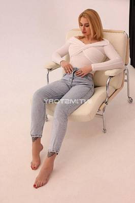 проститутка Алиса фото 4